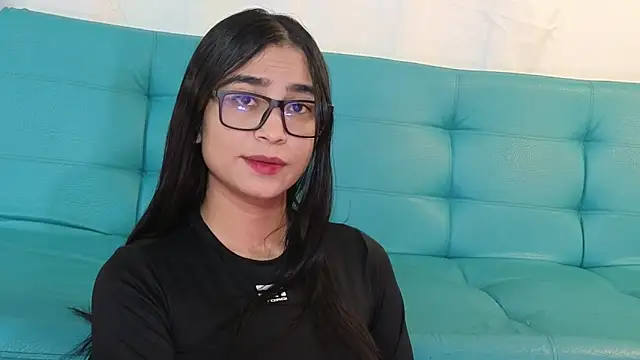 Snapshot of thalia_066 chatting on 12-30-24, 12:32 thalia 066 online show from 12-30-24, 12:32