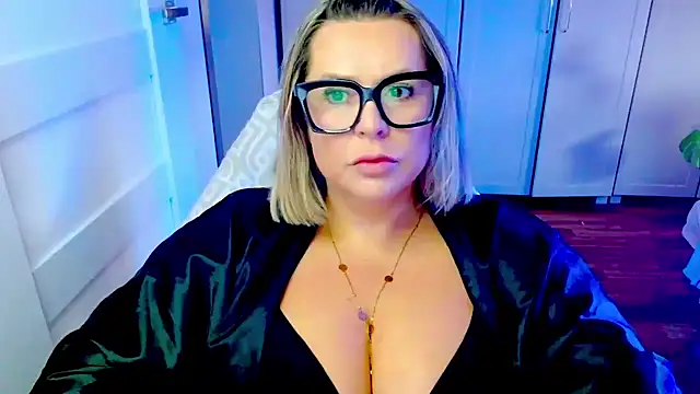 teaseDiana online show from 05-18-26, 05:23