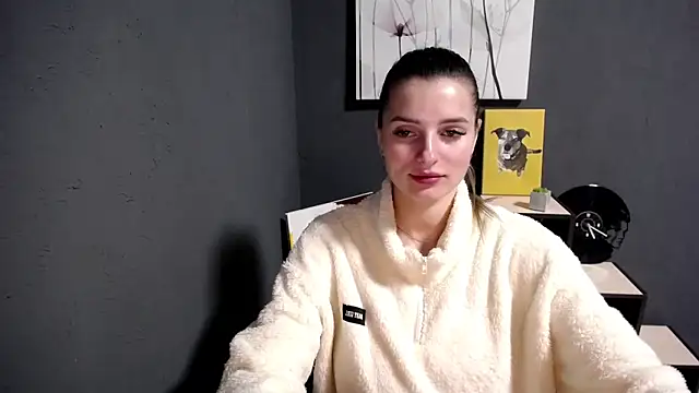 lady olivia  online show from 11-08-25, 01:36