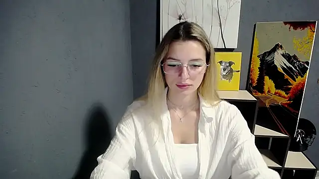 Snapshot of lady_olivia_ chatting on 07-09-26, 12:48 lady olivia online show from 07-09-26, 12:48