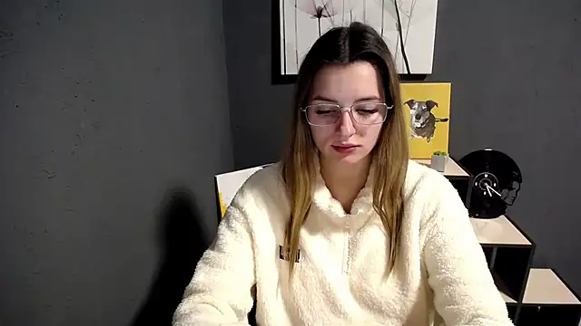 lady olivia  online show from 10-27-25, 01:45