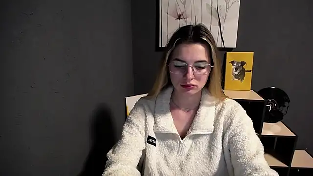 lady olivia  online show from 04-22-26, 05:31
