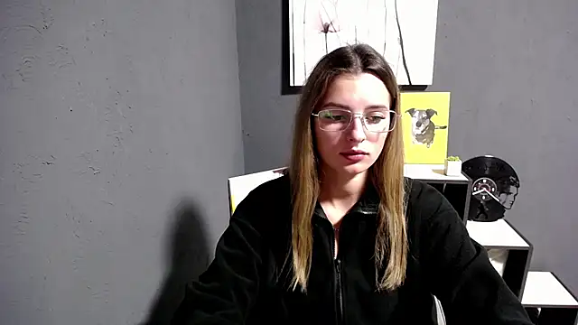 Snapshot of lady_olivia_ chatting on 09-24-25, 12:22 lady olivia online show from 09-24-25, 12:22