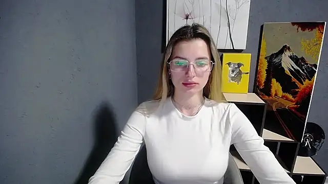 Snapshot of lady_olivia_ chatting on 06-17-26, 12:26 lady olivia online show from 06-17-26, 12:26