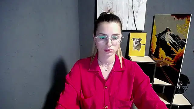 Snapshot of lady_olivia_ chatting on 06-15-26, 04:50 lady olivia online show from 06-15-26, 04:50