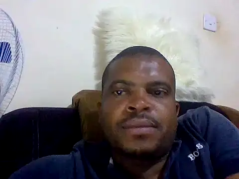 lui cuuty online show from 10-20-25, 04:18