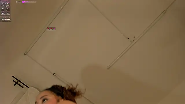 Snapshot of Samanntha_Rose chatting on 12-13-25, 08:04 Samanntha Rose online show from 12-13-25, 08:04