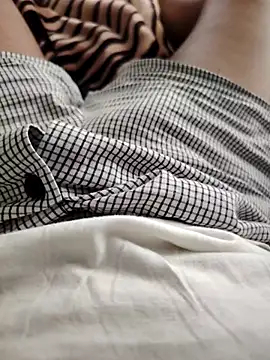 Snapshot of TornadoStorm35 chatting on 12-03-25, 06:57 TornadoStorm35 online show from 12-03-25, 06:57