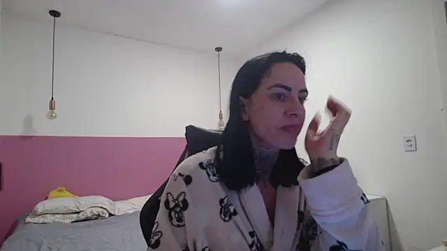 Snapshot of YasmimBrasil chatting on 06-16-26, 06:57 YasmimBrasil online show from 06-16-26, 06:57