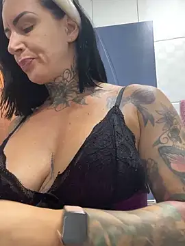 YasmimBrasil online show from 04-07-26, 05:20