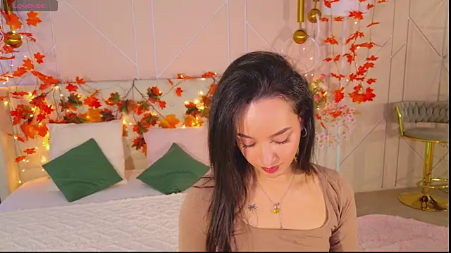 Lolly Neal online show from 11-30-25, 04:46