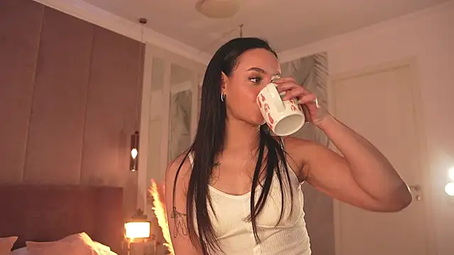 Lolly Neal online show from 03-05-26, 04:03