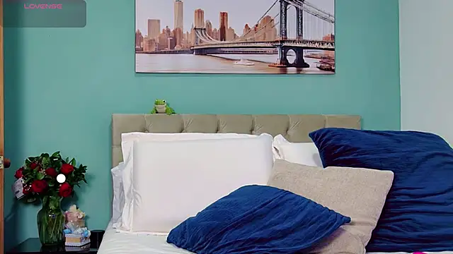 yanella fire online show from 10-18-25, 03:47