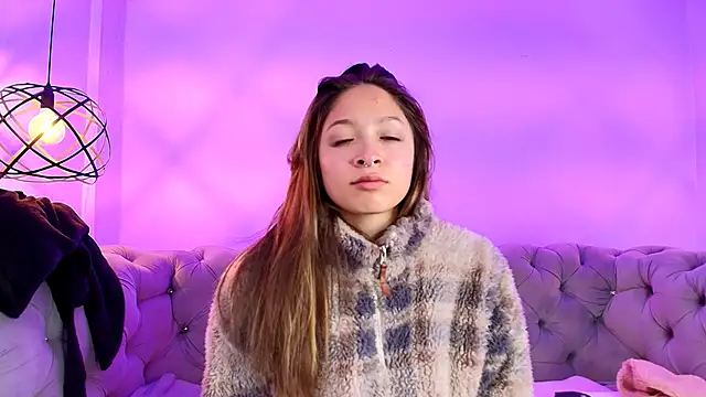 Snapshot of Victoria_Adams14 chatting on 03-16-25, 11:27 Victoria Adams14 online show from 03-16-25, 11:27