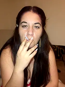 yzabell18 online show from 12-22-25, 10:21