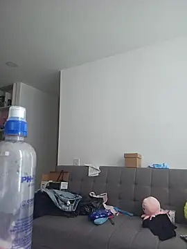 azumiichan online show from 12-04-25, 01:54