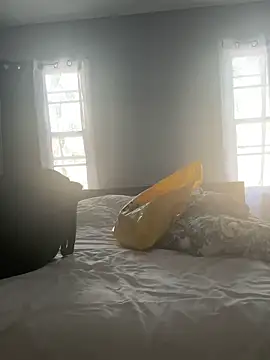 Snapshot of CamGirlLeanna chatting on 02-13-25, 02:31 CamGirlLeanna online show from 02-13-25, 02:31