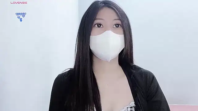 tanhxiu online show from 12-14-25, 02:44