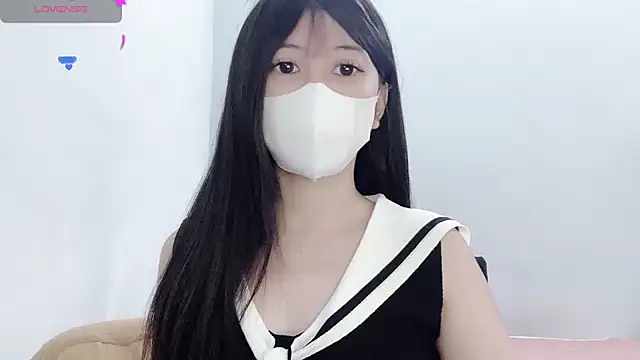 Snapshot of tanhxiu chatting on 10-19-25, 11:13 tanhxiu online show from 10-19-25, 11:13