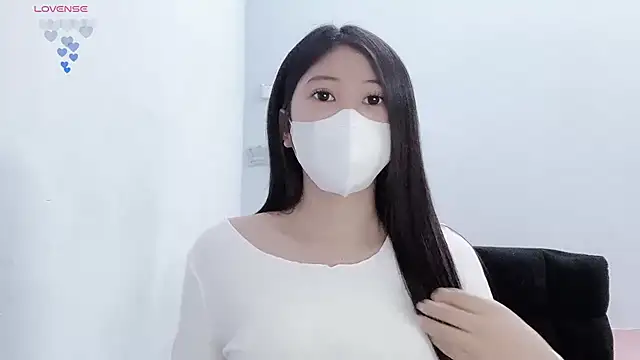 tanhxiu online show from 12-20-25, 02:42