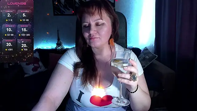 Snapshot of Nikki_March chatting on 05-11-26, 09:43 Nikki March online show from 05-11-26, 09:43
