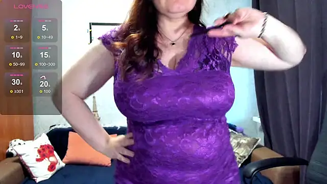 Nikki March online show from 06-25-26, 04:12