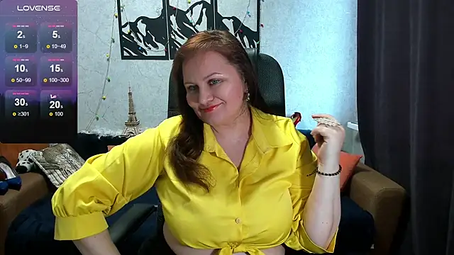 Nikki March online show from 06-11-26, 01:19