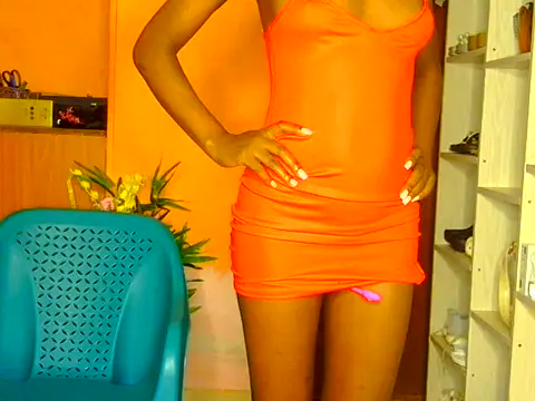 Snapshot of Naughtygal98 chatting on 06-14-26, 02:24 Naughtygal98 online show from 06-14-26, 02:24
