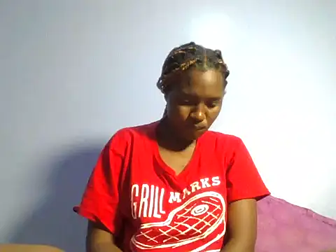 Snapshot of Adorarissa chatting on 02-20-25, 12:41 Adorarissa online show from 02-20-25, 12:41