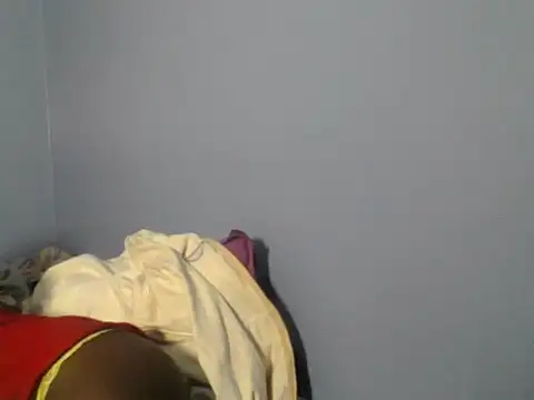 Snapshot of Adorarissa chatting on 02-18-25, 12:06 Adorarissa online show from 02-18-25, 12:06