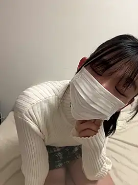 Snapshot of -Rinka- chatting on 02-16-25, 02:10 -Rinka- online show from 02-16-25, 02:10