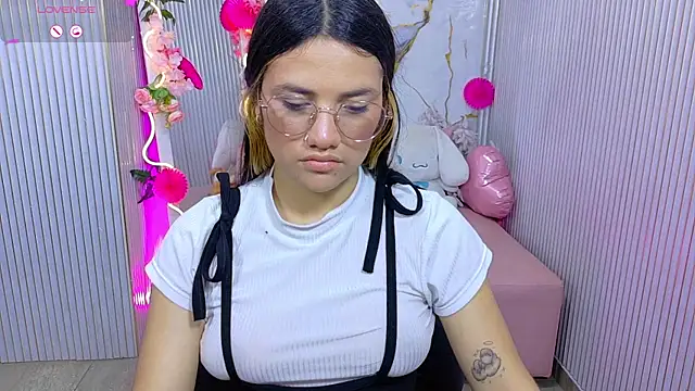 Chiara tay online show from 07-15-26, 07:10