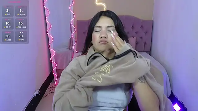 Chiara tay online show from 11-23-25, 03:05