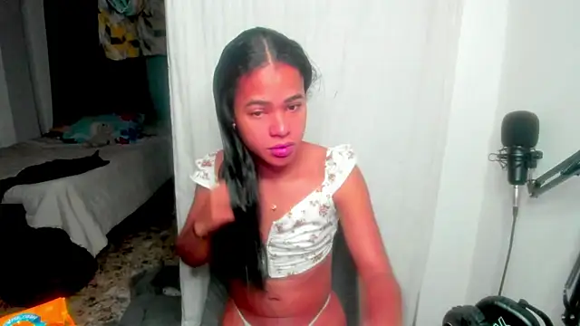 Snapshot of meghanSusexx chatting on 02-13-26, 07:36 meghanSusexx online show from 02-13-26, 07:36