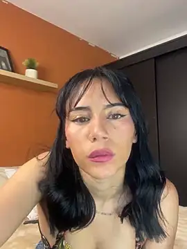 Snapshot of daycass_ chatting on 12-21-25, 08:31 daycass online show from 12-21-25, 08:31