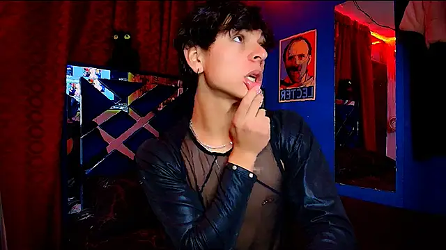 Luke Howland online show from 11-29-25, 12:44