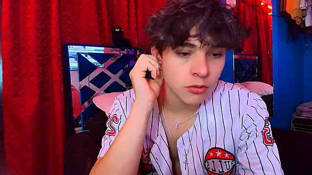 Luke Howland online show from 06-26-26, 02:06