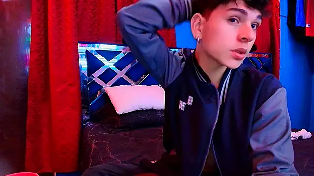 Luke Howland online show from 02-19-26, 02:52