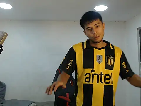 Snapshot of danielitopapuu chatting on 10-14-25, 07:58 danielitopapuu online show from 10-14-25, 07:58