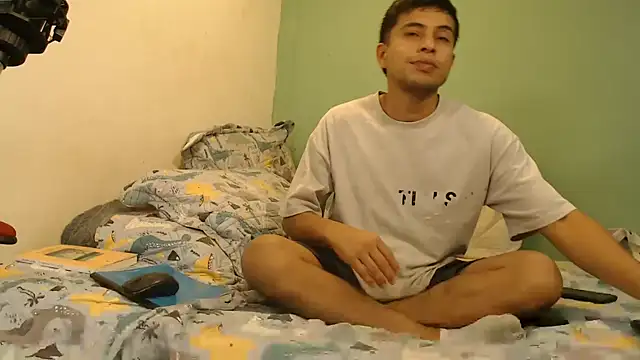 Snapshot of danielitopapuu chatting on 06-26-26, 03:56 danielitopapuu online show from 06-26-26, 03:56