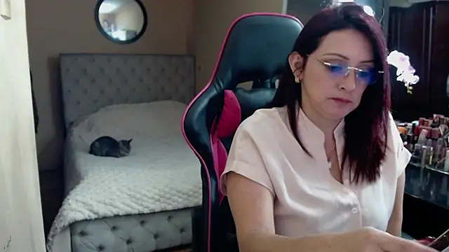 Carol Scottt online show from 07-09-26, 05:12