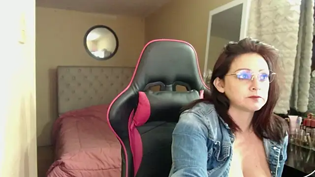 Carol Scottt online show from 03-05-26, 05:59