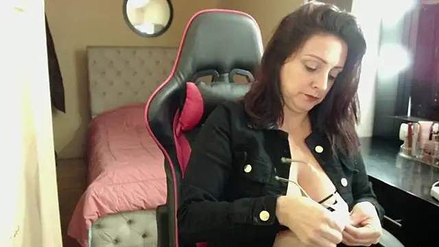 Carol Scottt online show from 02-27-26, 07:14