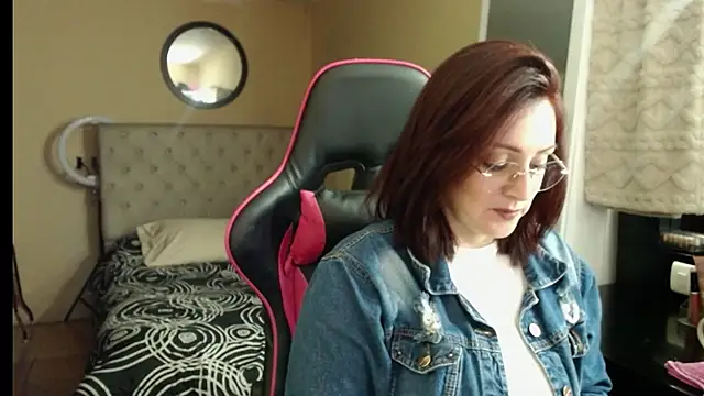 Carol Scottt online show from 10-08-25, 10:10