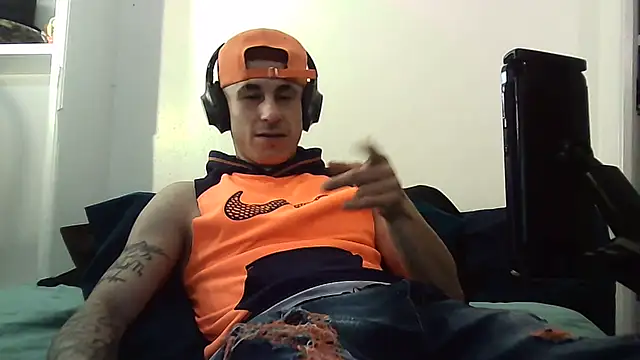 --D-a-D-D-y- online show from 02-12-26, 06:35