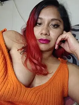 Snapshot of olivia_stylinnson chatting on 06-25-26, 07:35 olivia stylinnson online show from 06-25-26, 07:35