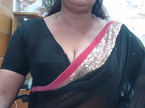 Snapshot of desi-maisa130 chatting on 06-30-26, 05:46 desi-maisa130 online show from 06-30-26, 05:46