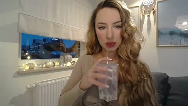 JulietteDiamond online show from 11-10-25, 03:17