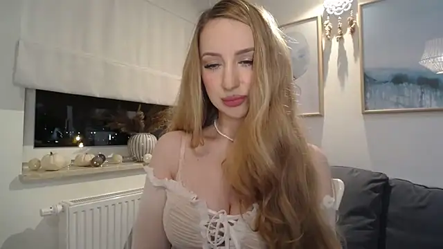 JulietteDiamond online show from 11-04-25, 09:18