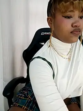 charmainexxx online show from 11-04-25, 01:15